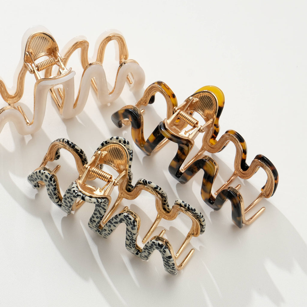Exhibit 008: Vintage-Inspired Large Claw Clip