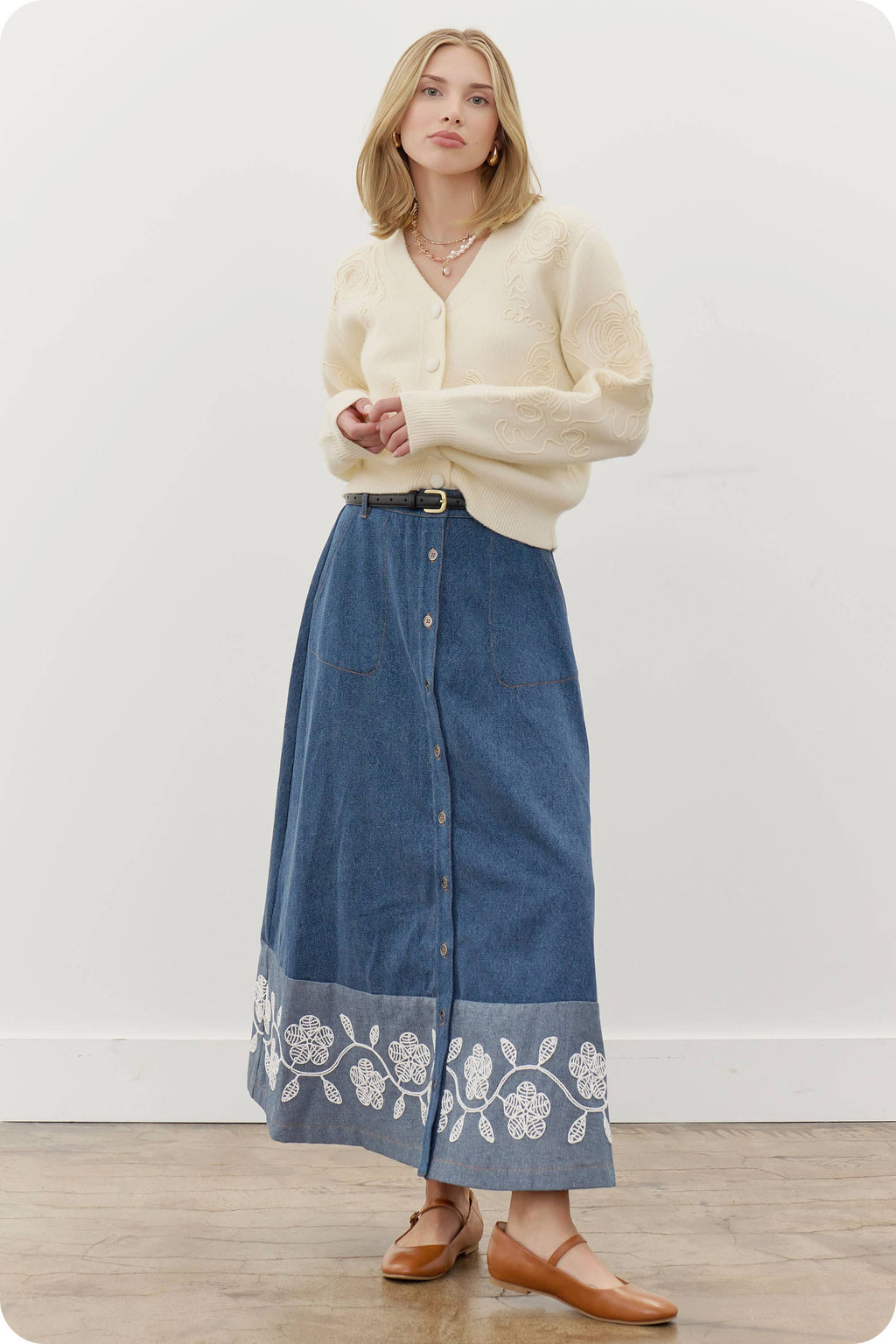 Floral Embroidered Cardigan