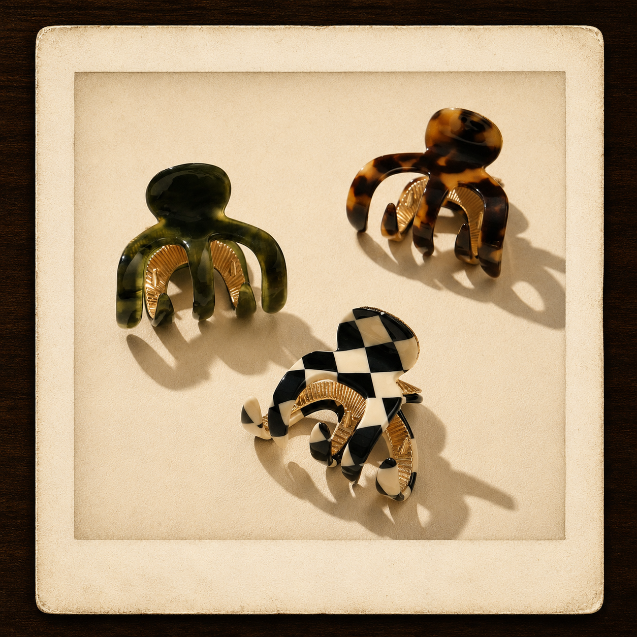 Exhibit 007: Vintage-Inspired Small Claw Clip