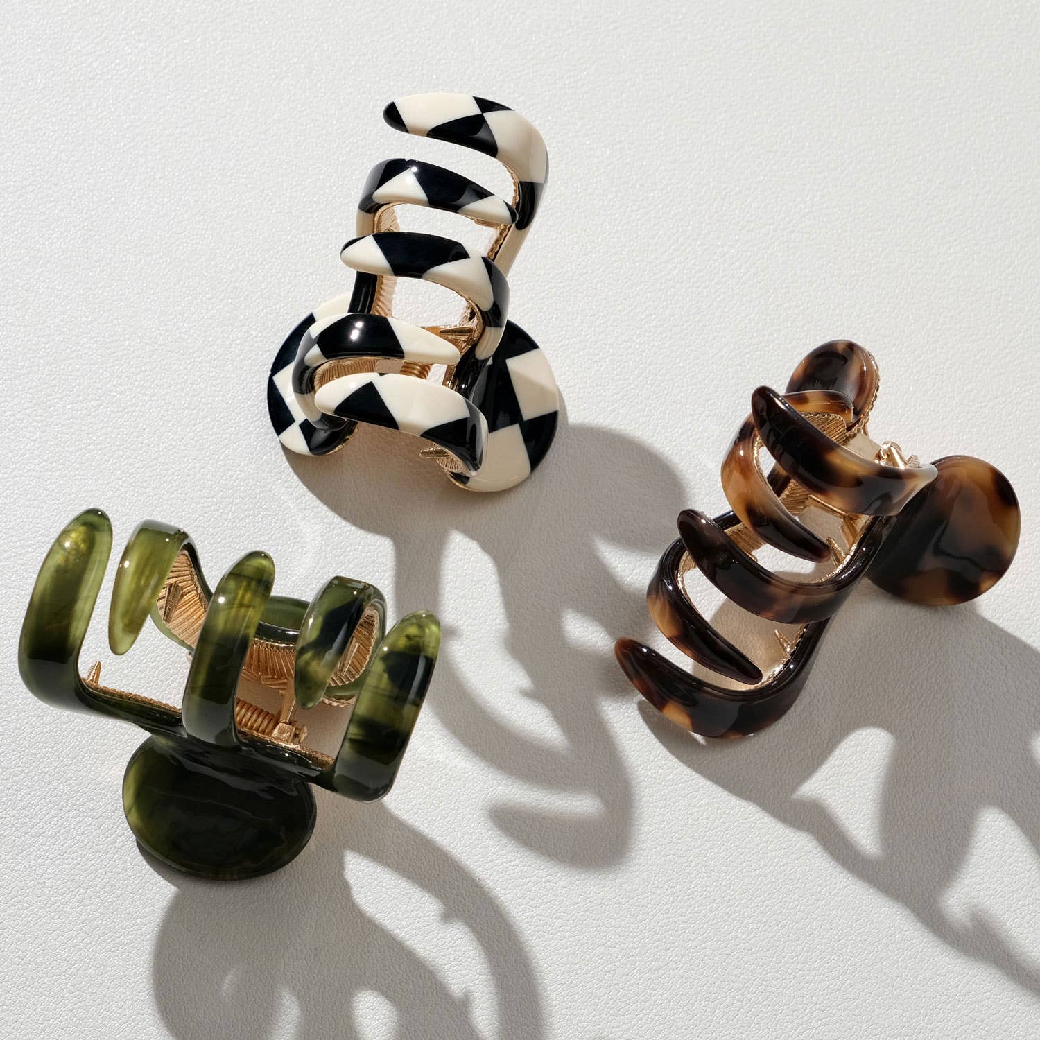 Exhibit 007: Vintage-Inspired Small Claw Clip